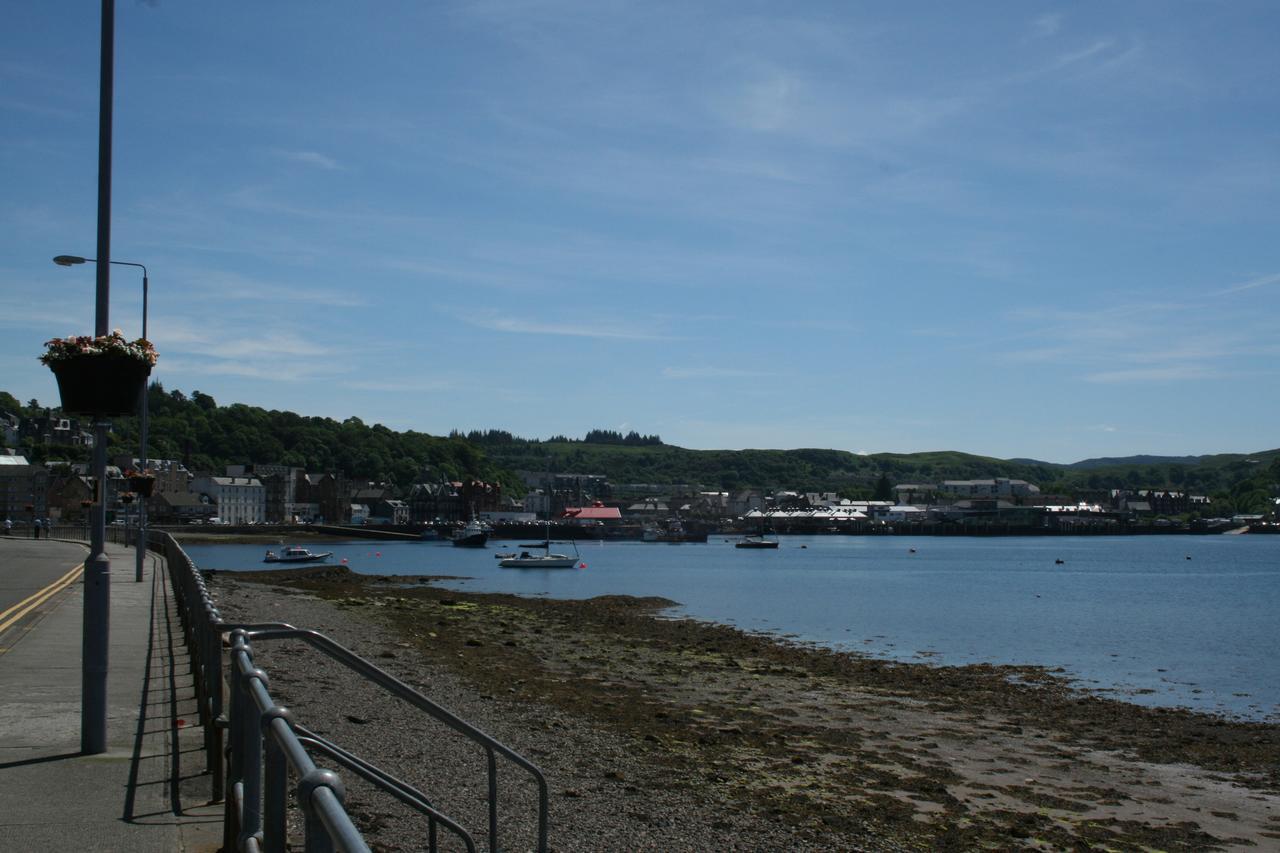 Oban Youth Hostel Eksteriør billede The harbour at Kenmare